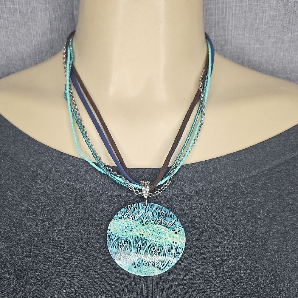 MOTHER OF PEARL COASTAL COLORS MULTISTRAND NECKLACE